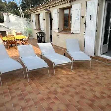 Peyrascas Apartment *